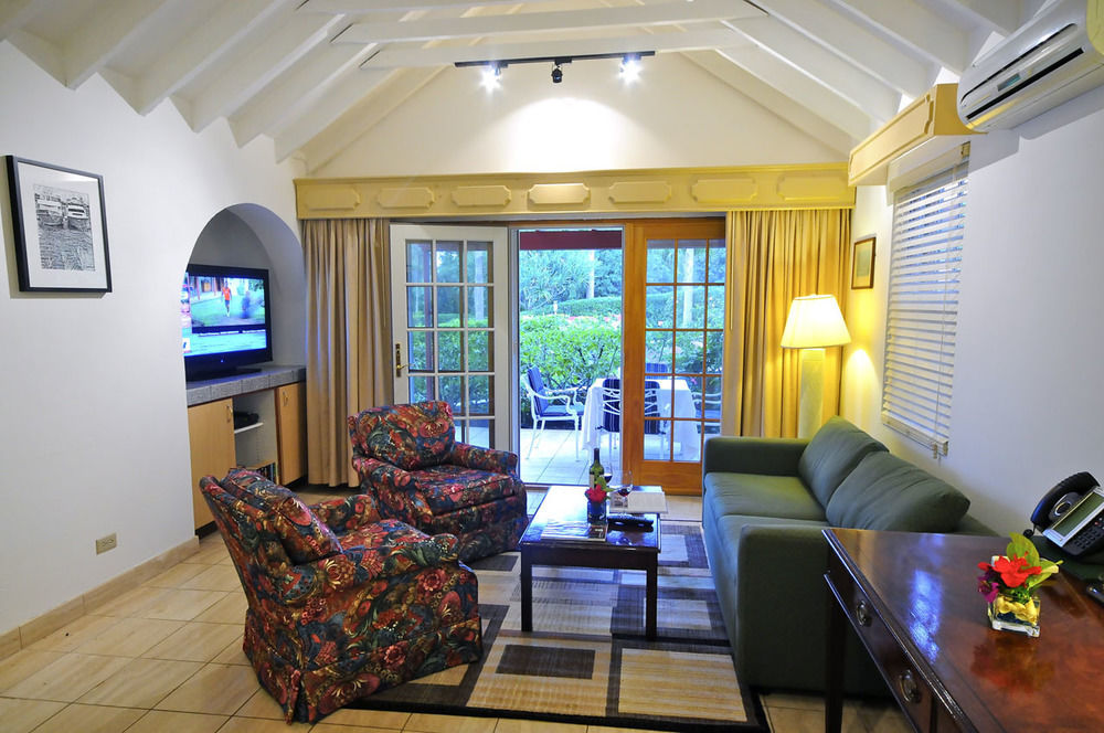 Fourways Inn Mount Pleasant Extérieur photo